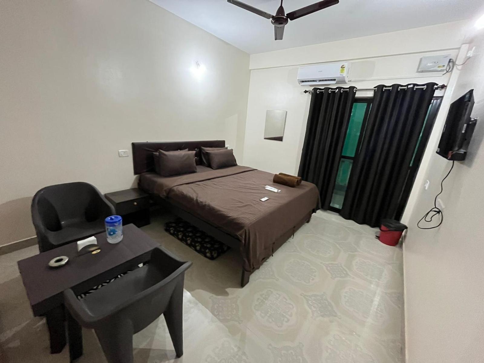 Hotel Saffron 바가 외부 사진